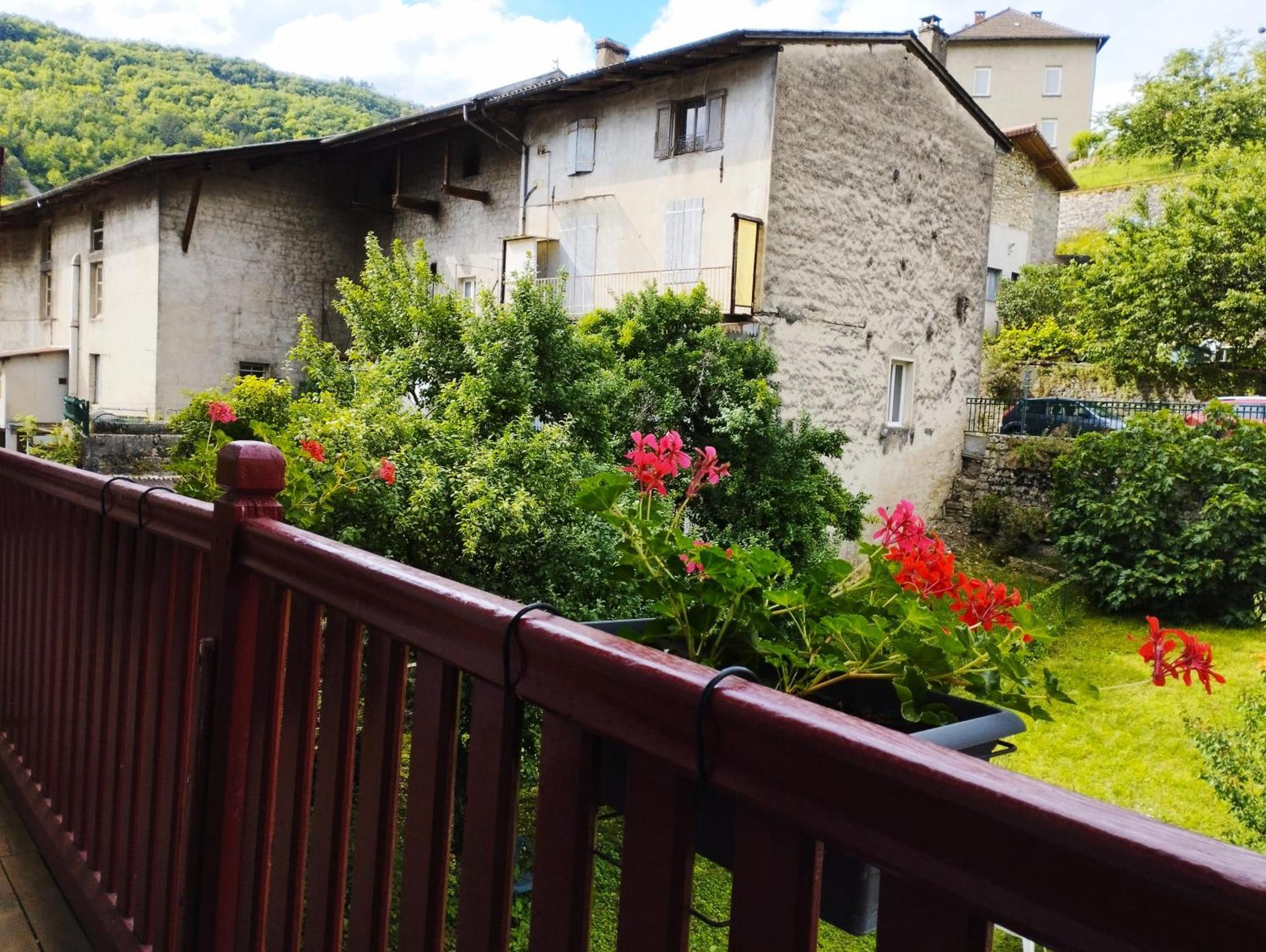 Gite Couleur Cuivre Cerdon  Exterior photo