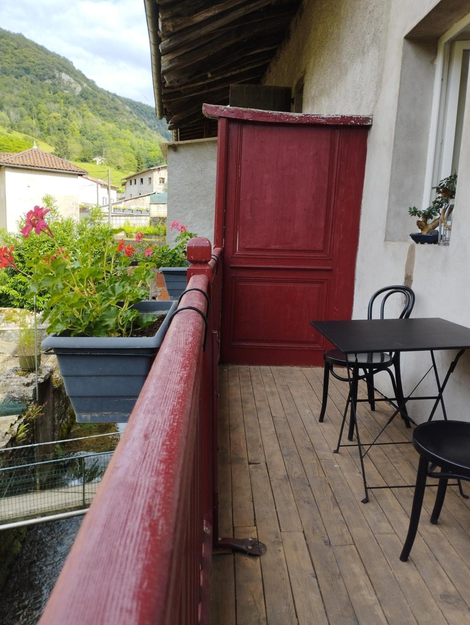 Gite Couleur Cuivre Cerdon  Exterior photo